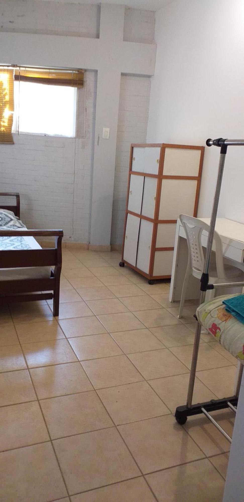 Quarto em Acomodações Particulares Com Banheiro E Acesso Privativo